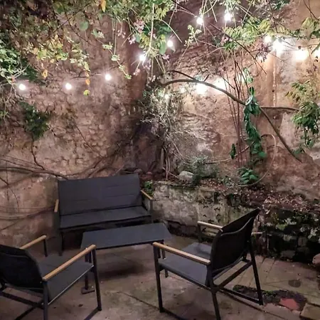 Le St-hilaire, House In The Center With Patio With Parking Poitiers