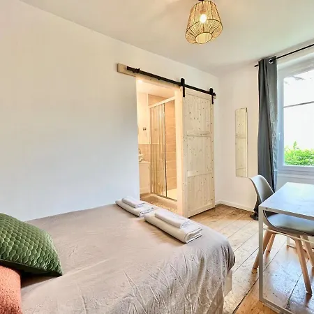 Le St-hilaire, House In The Center With Patio With Parking * Poitiers