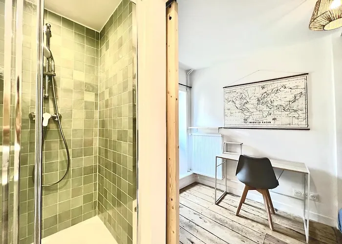 Villa Le St-hilaire, House In The Center With Patio With Parking *